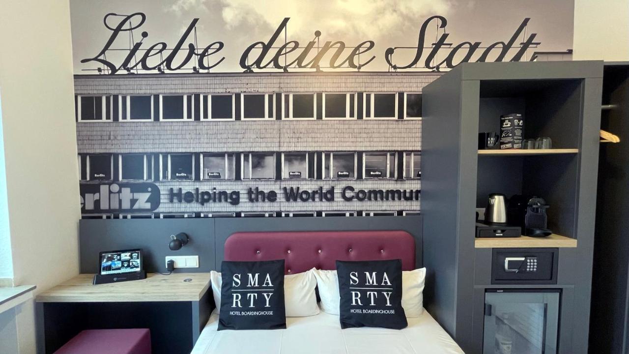 สมาร์ทตี้ โคโลญ โดม โฮเทล - บอร์ดดิ้งเฮาส์ Hotel ภายนอก รูปภาพ