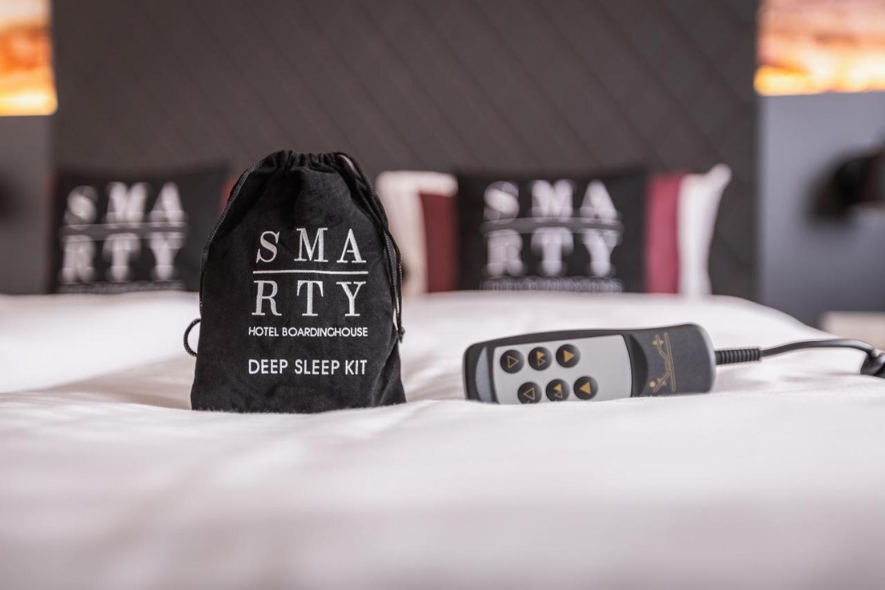 สมาร์ทตี้ โคโลญ โดม โฮเทล - บอร์ดดิ้งเฮาส์ Hotel ภายนอก รูปภาพ