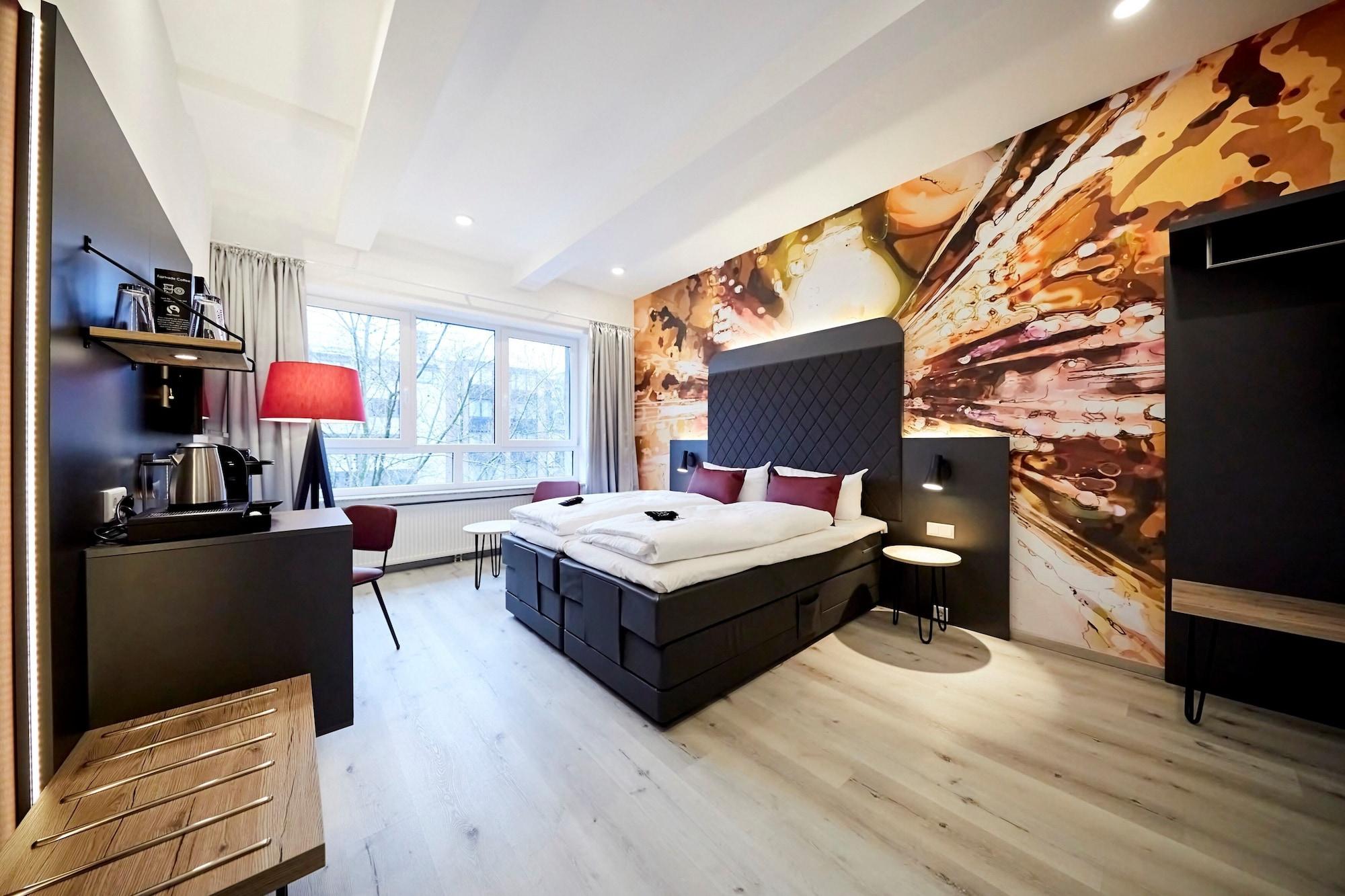 สมาร์ทตี้ โคโลญ โดม โฮเทล - บอร์ดดิ้งเฮาส์ Hotel ภายนอก รูปภาพ