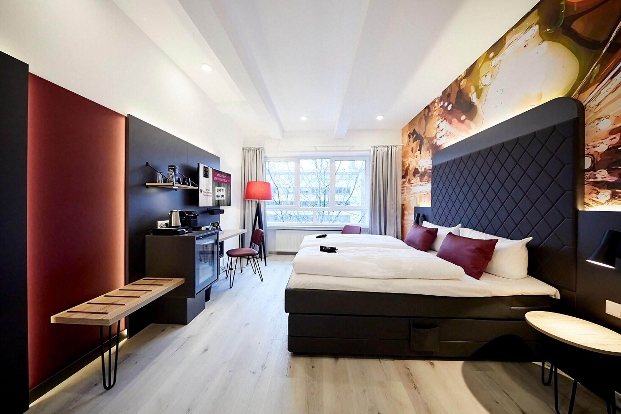สมาร์ทตี้ โคโลญ โดม โฮเทล - บอร์ดดิ้งเฮาส์ Hotel ภายนอก รูปภาพ